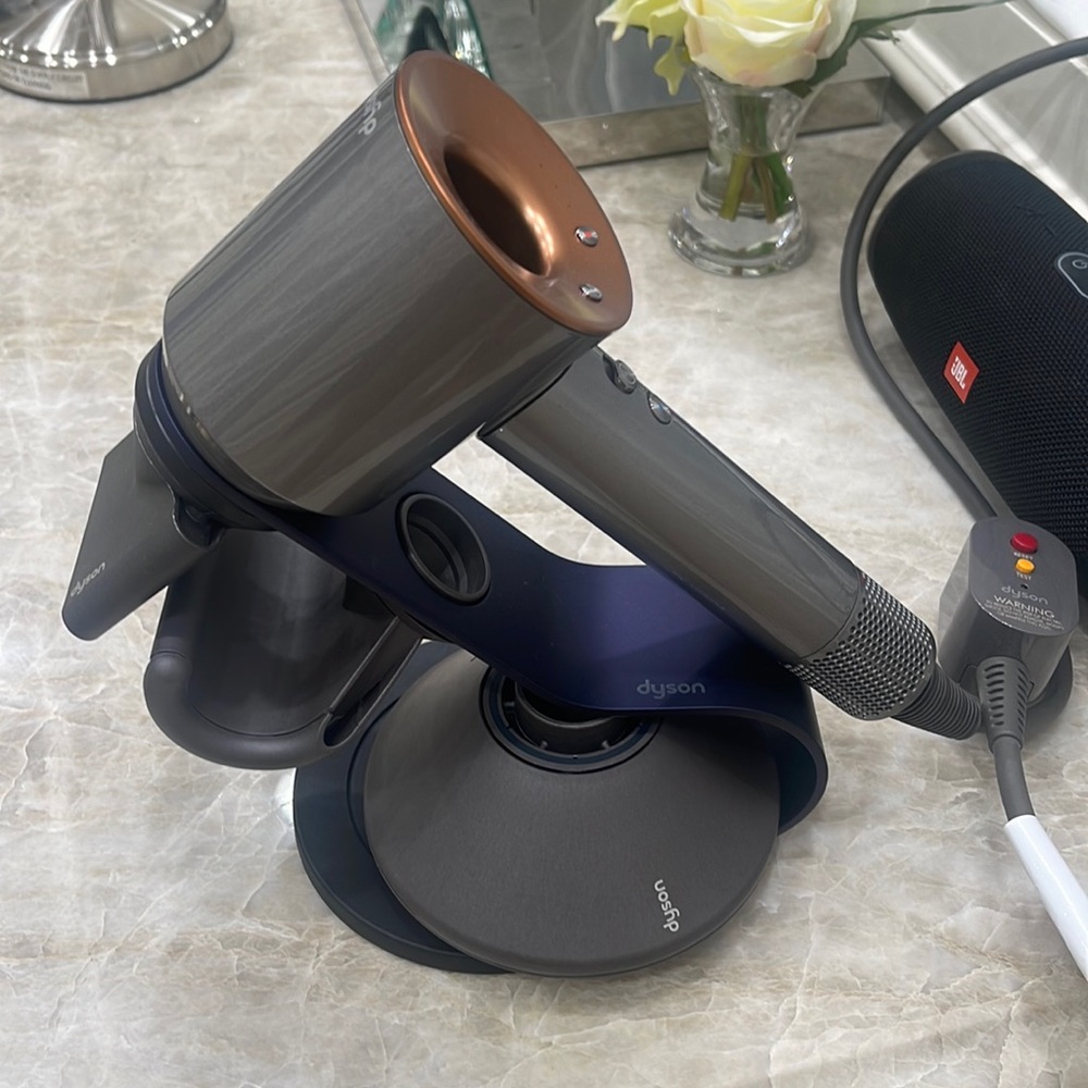 Dyson Hairdryer with stand